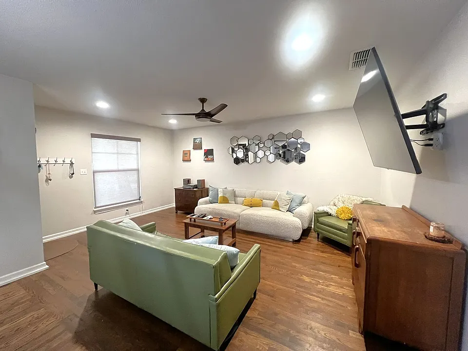 1311 Aggie Ln #A