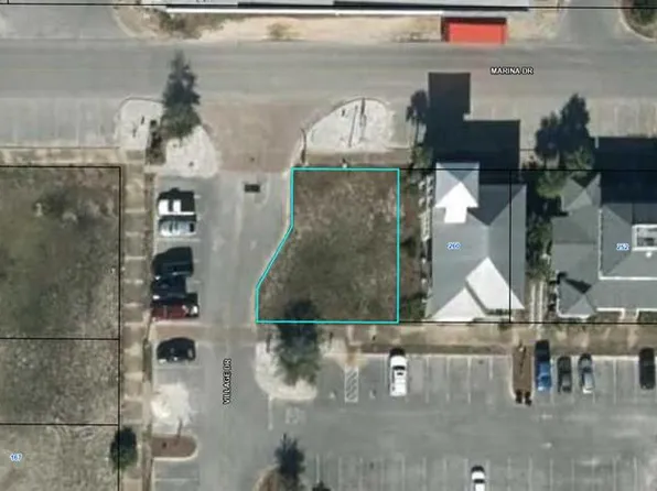 24 Marina Dr, Pt Saint Joe, FL 32456