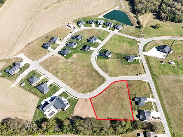 2015 Sterling Dr, Moberly, MO 65270