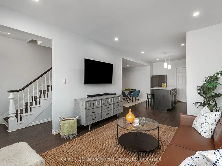 104 Creswell Dr — Photo 5