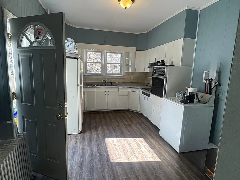 713 N 2nd St #5 — Photo 10