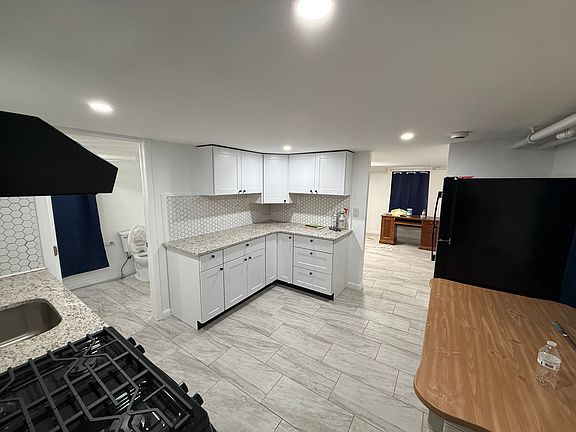 5th image of 26 N Morris Ave APT 1