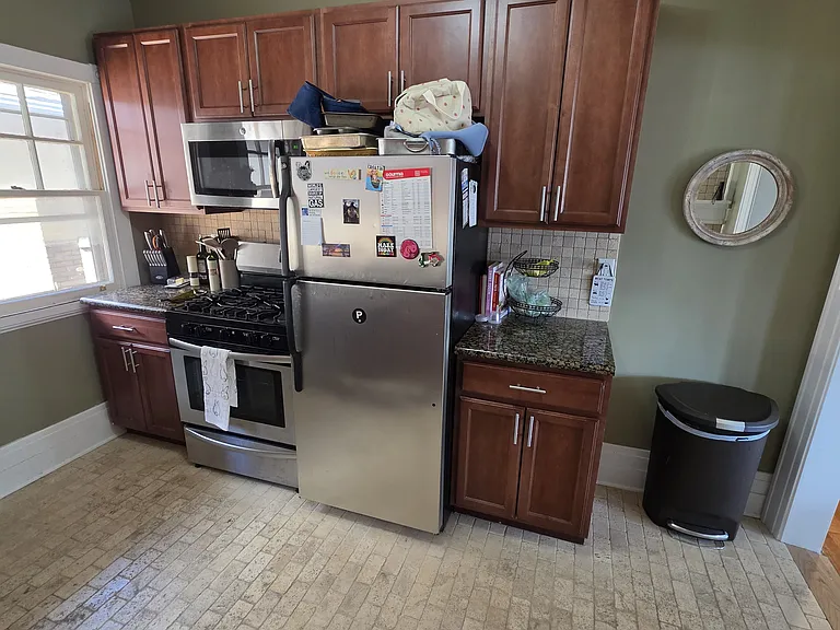 523 Richmond Ave #2 — Photo 13