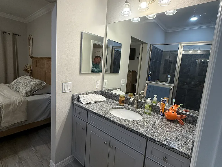 Master sink
