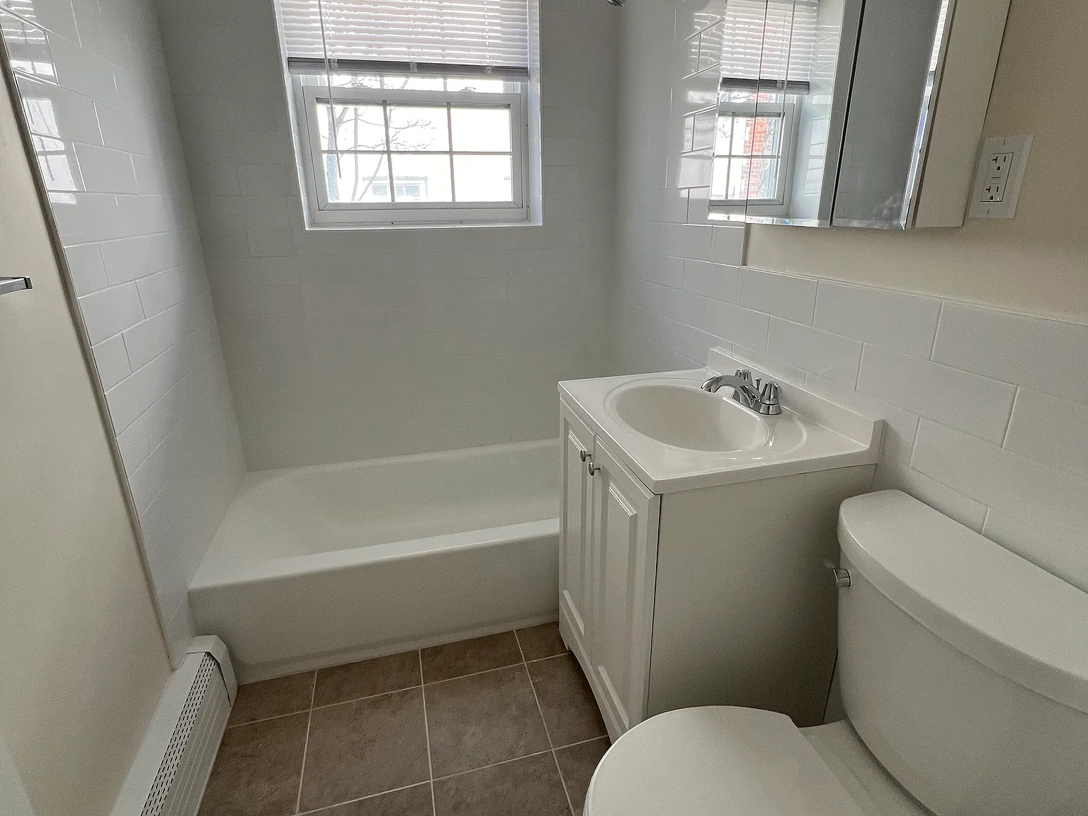 1 bed, 650 sqft, $2,200 — Photo 4