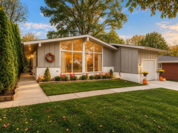 604 Elmhurst Ave, Valparaiso, IN 46385