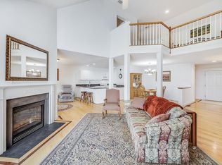 13 Laurel Hill Ct, Bourne, MA 02532