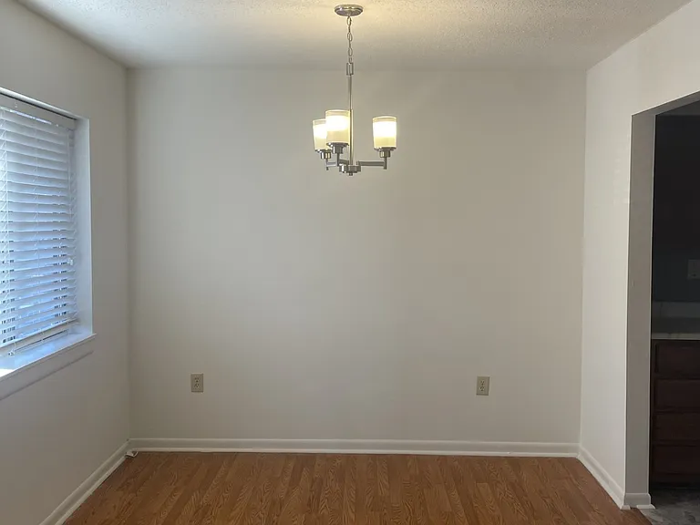 Deer Run Apartments — Photo 12