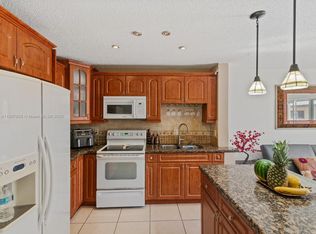 Grand Vista Condo, Hialeah Gardens, FL 33018