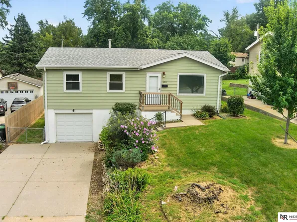 3209 S 90th Ave, Omaha, NE 68124