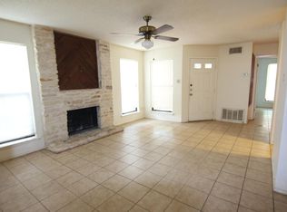 10616 Mellow Mdws APT 1B, Austin, TX 78750