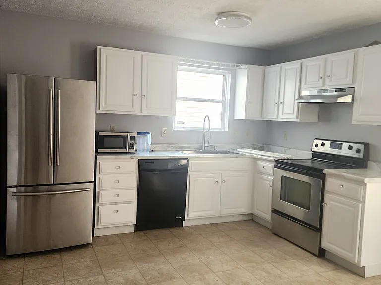 4005 Eminence Ln — Photo 5