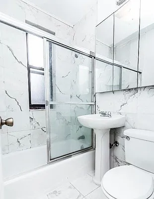 Rented by Avenues Real Estate | media 6