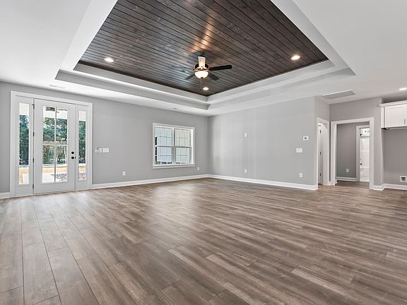 5th image of 616 Goretown Loop