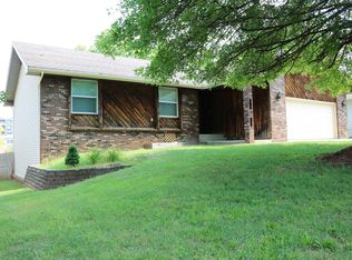 2151 E Swallow St, Springfield, MO 65804