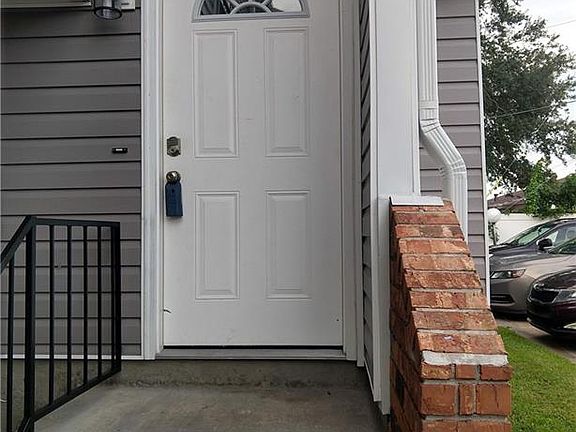 2nd image of 166 Avant Garde Cir Unit 166