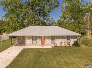 12193 Oakline Acres Rd, Saint Amant, LA 70774