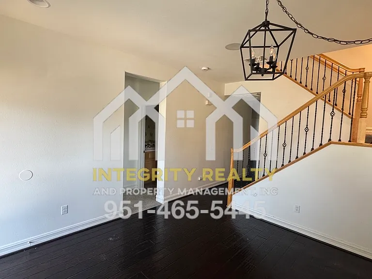 7986 Barnstormer Ct — Photo 7