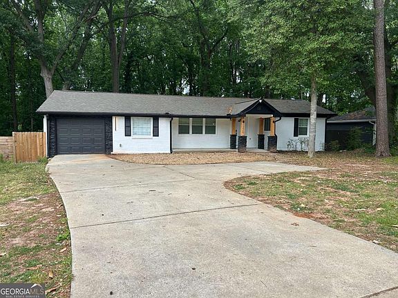 3rd image of 2236 Brannen Rd SE