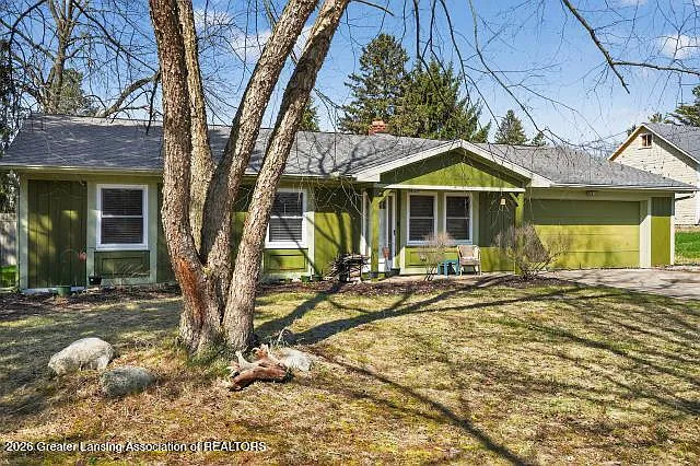 1306 Schavey Rd photo 1