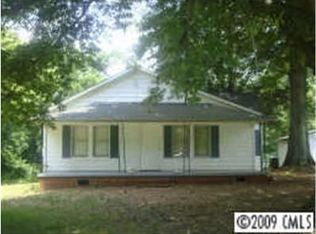 1723 Mecklenburg Hwy, Mooresville, NC 28115