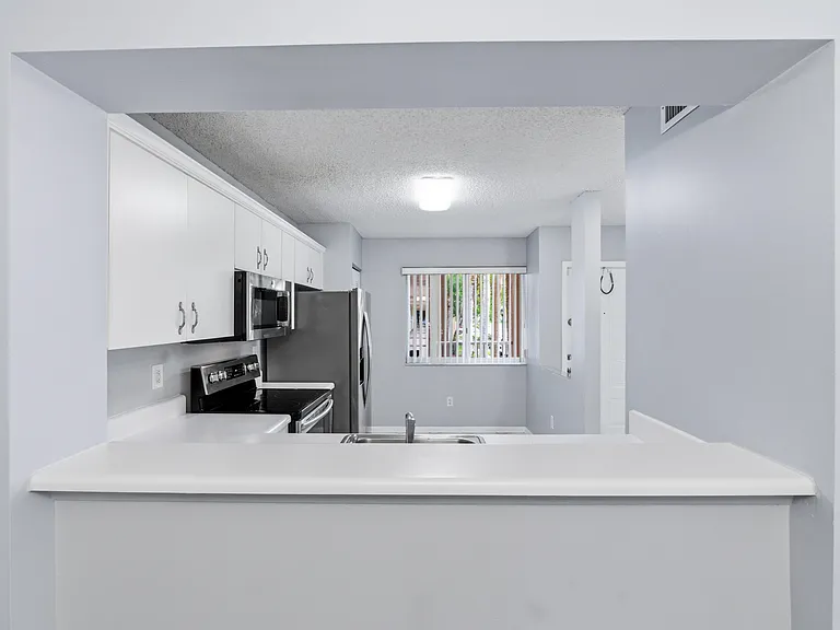 9511 Weldon Cir #G207 — Photo 8