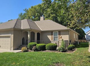 4120 SW Minnesota Dr, Lees Summit, MO 64082