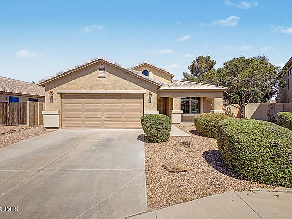 2nd image of 1518 N Desert Willow Avenue