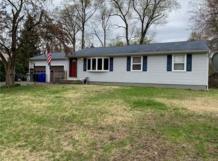 24 Putnam Dr, Enfield, CT 06082