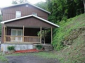 1st image of 900 Berry Hills Dr