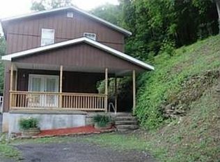 900 Berry Hills Dr, Charleston, WV 25314