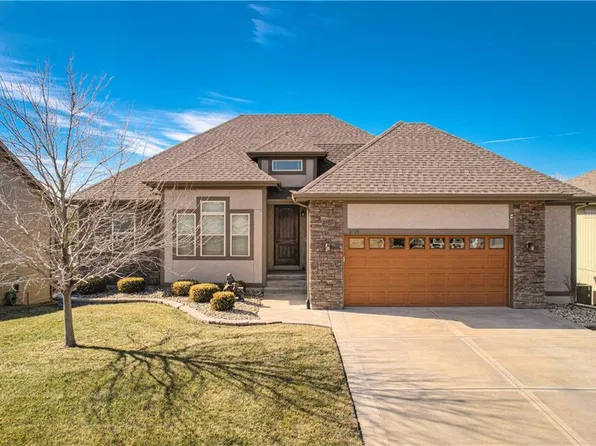 4904 N 143rd St, Basehor, KS 66007