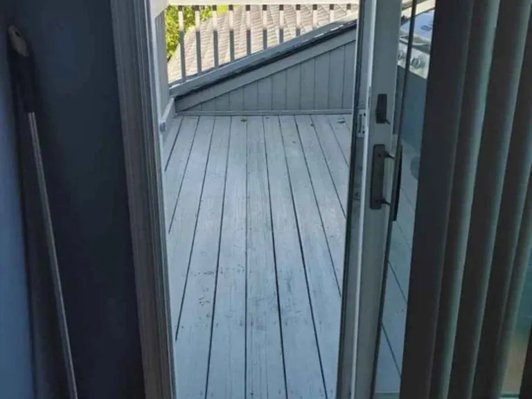 Cedar St — Photo 10
