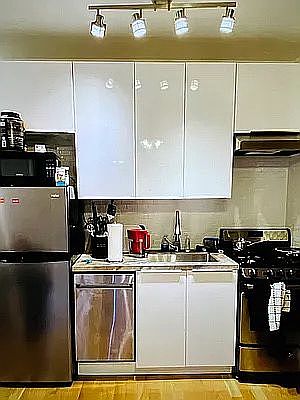 1st image of 63 Carmine St APT 3A