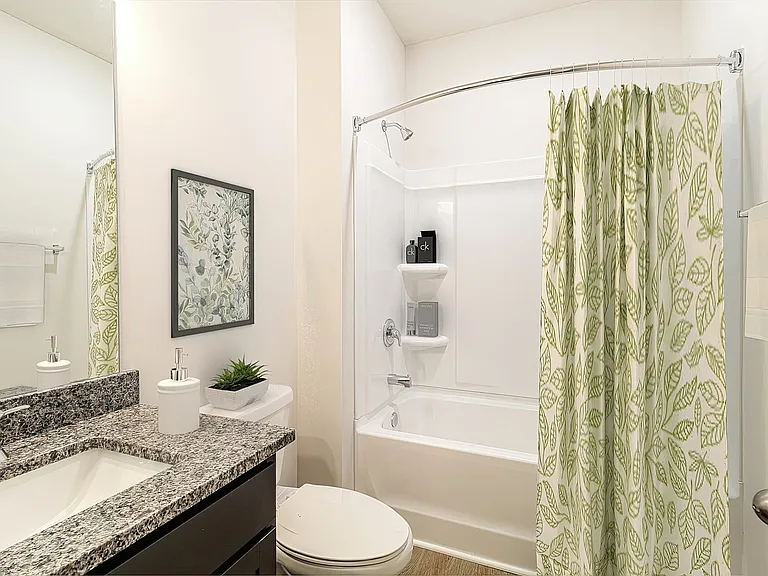 Summerwell Cedarcrest — Photo 54