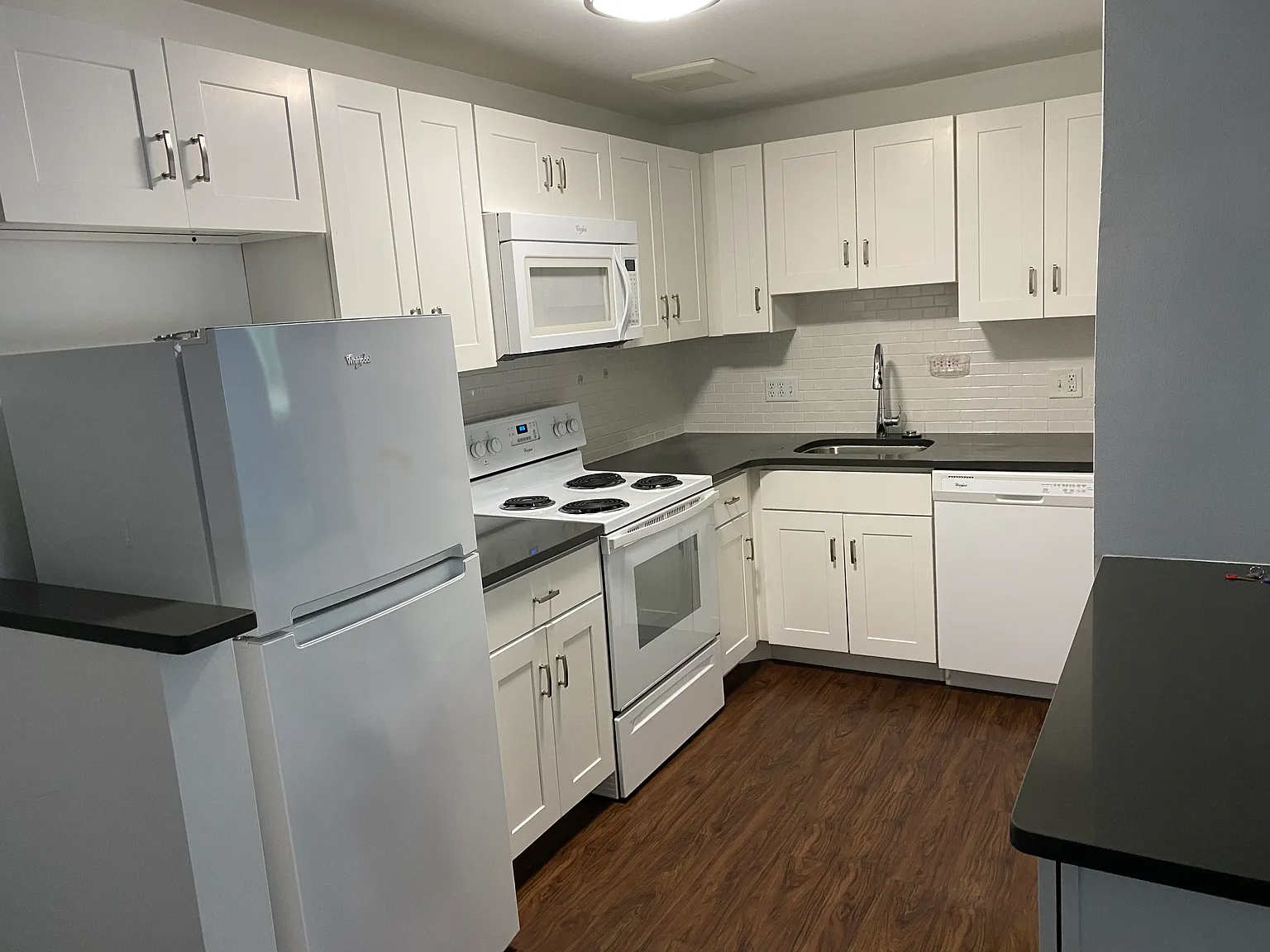 1 bed, 550 sqft, $2,100 — Photo 1
