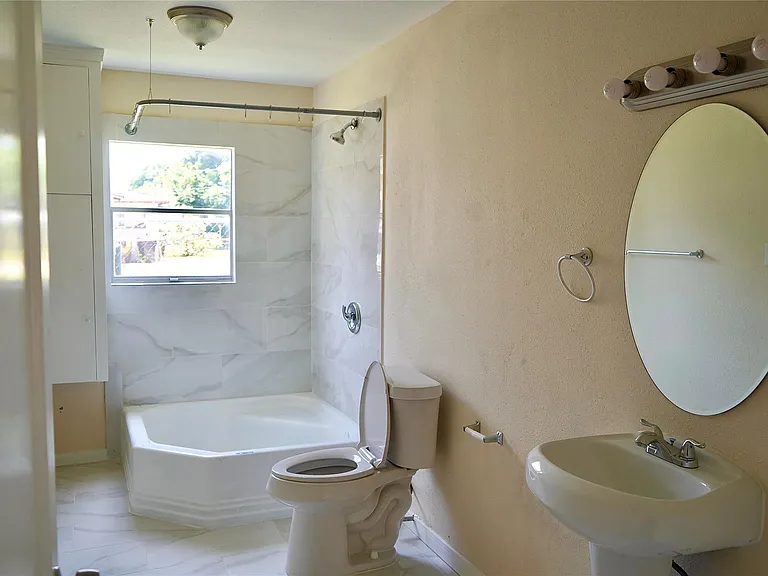 7328 Oak Hill Dr — Photo 14