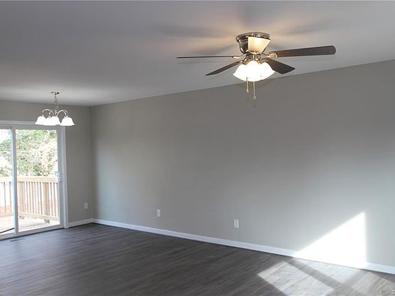 4th image of 602 Edgefield Ct