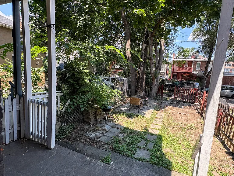 1716 Miller St — Photo 19