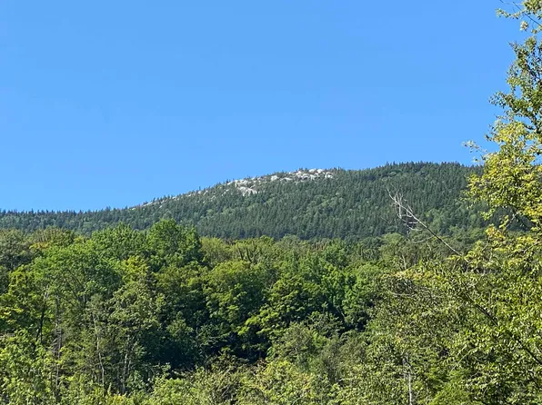 Route 25A, Orford, NH 03777