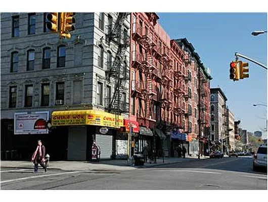 Rented by Douglas Elliman | media 2