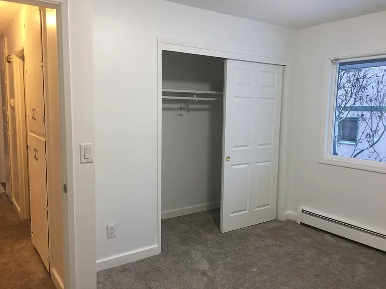 Upstairs Bedroom #2