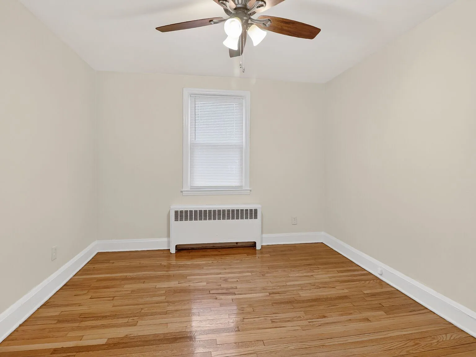 6133 Parkway Drive #1 - 1 — Photo 3