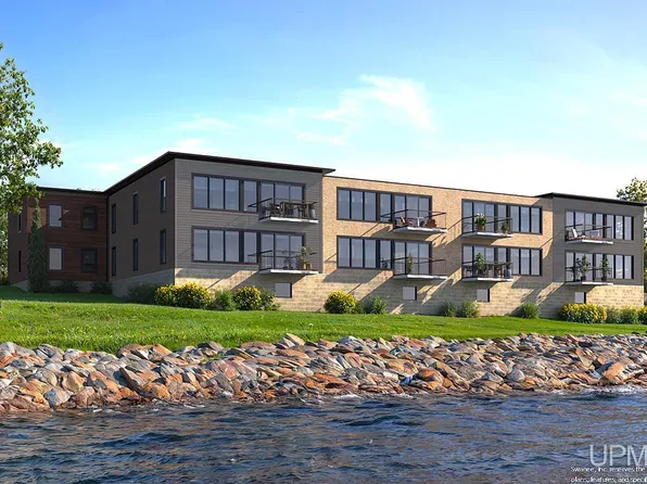 200 Ludington St Unit 12, Escanaba, MI 49829