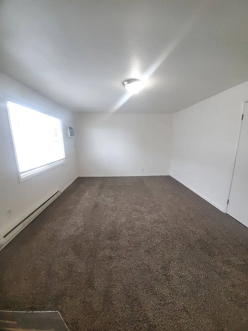 September rent FREE Special with 12-month lease-Two Bedroom Apartment — Photo 2