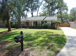 200 Vanderford Rd W, Orange Park, FL 32073