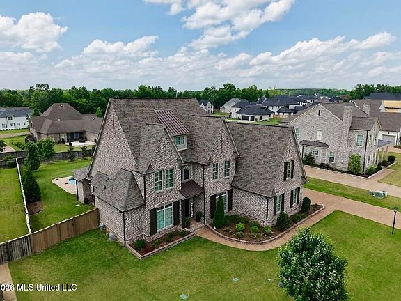 5th image of 4435 Parish Row