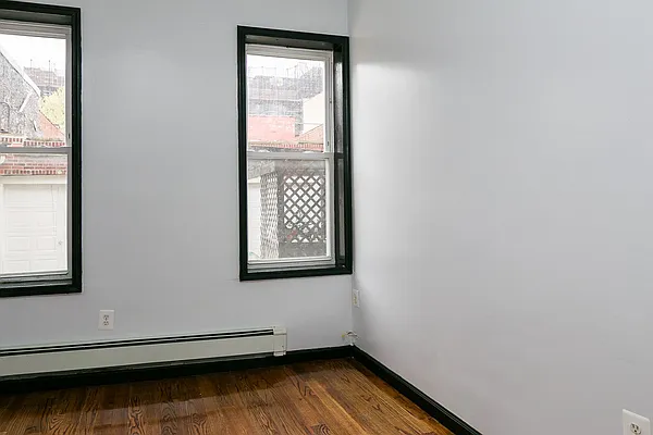 Rented by Nooklyn NYC LLC | media 8