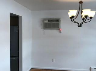 1522 10th St, Fort Lee, NJ 07024