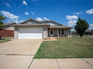 2700 Flame Lily Rd, Oklahoma City, OK 73128